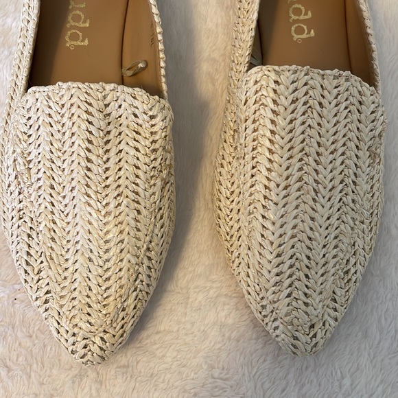 Size 6 - Picture 2 of 3